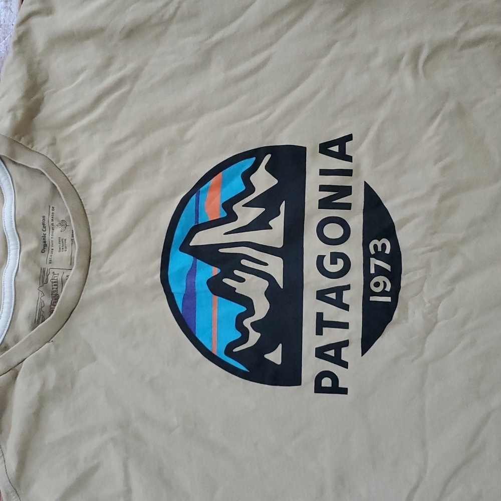 Patagonia Organic Cotton Tan T-Shirt - Picture 2 of 6